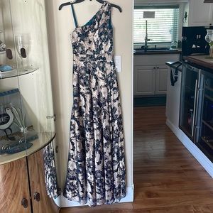 One shoulder, Betsy Adam, gorgeous evening gown